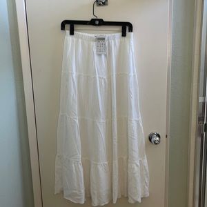 Brandy Melville Izzy skirt